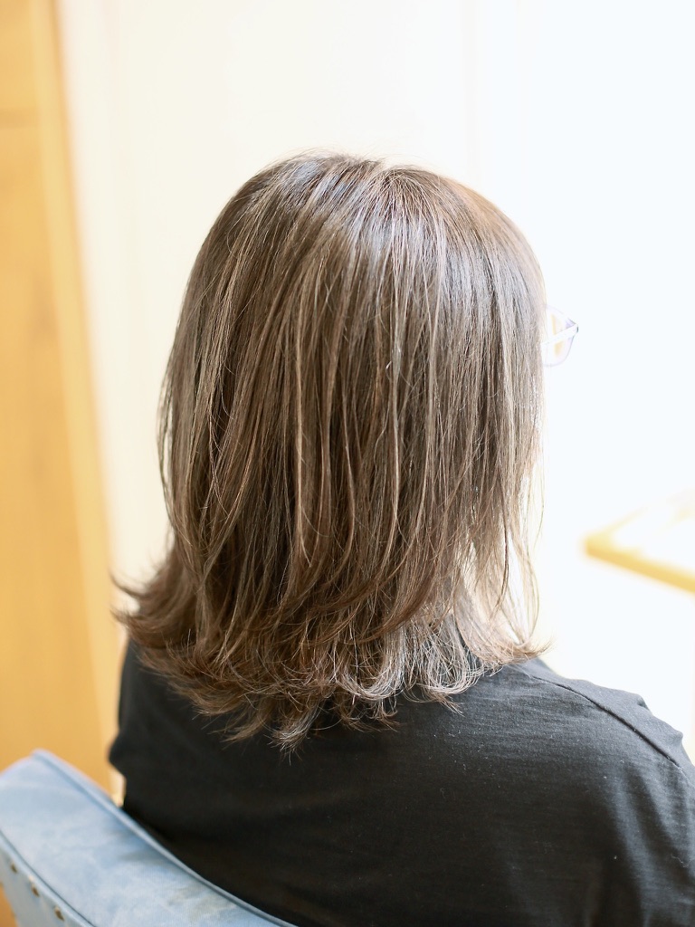 赤羽 ケアブリーチ ハイライト アッシュグレージュ Rebeach HAIR RESORT