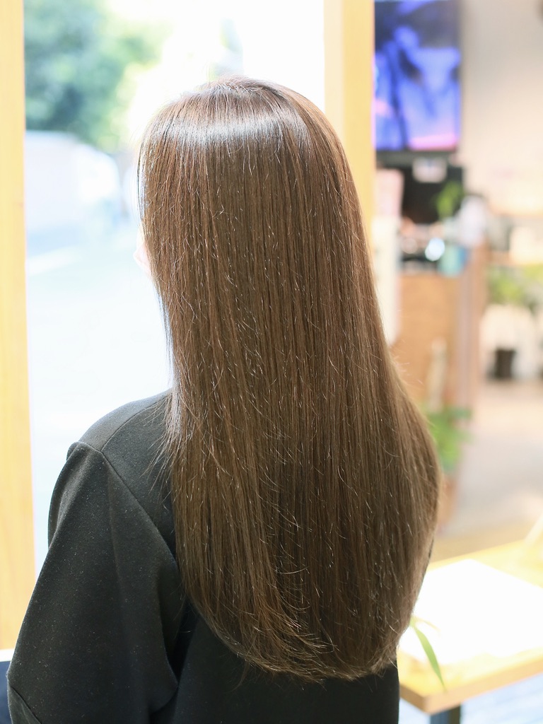 赤羽 美容室 イルミナカラー アッシュグレージュ ツヤ髪 ロングヘア 髪質改善 リビーチヘアリゾート