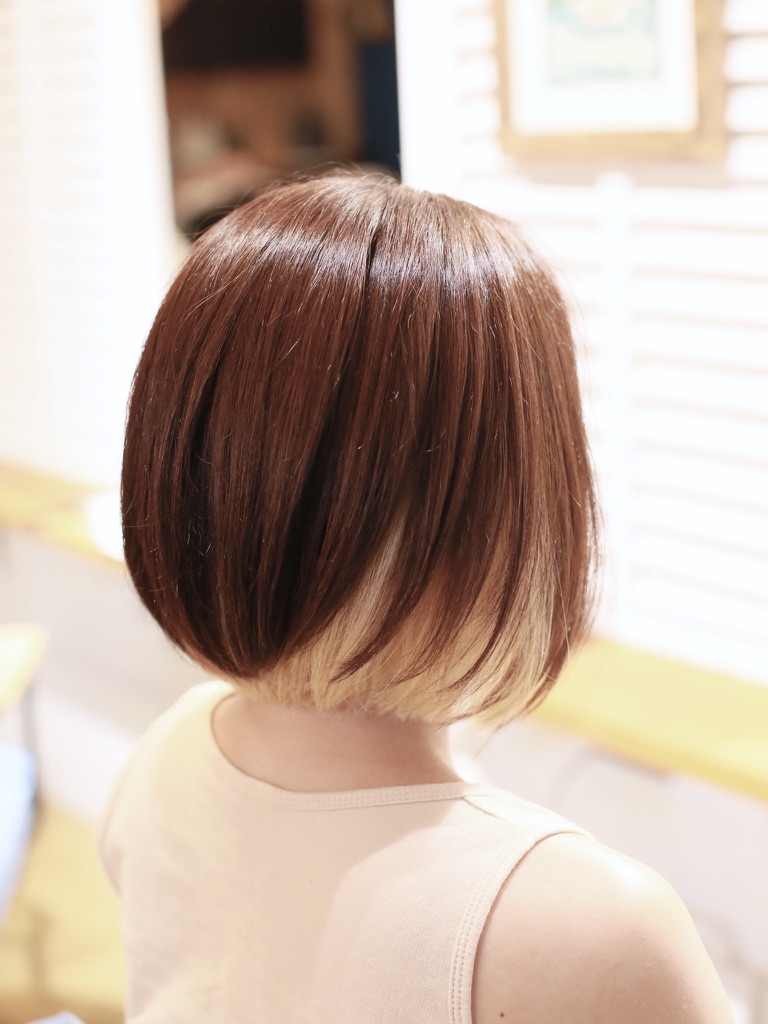 赤羽 美容室 ケアブリーチ インナーカラー ハイトーンカラー ショートボブ リビーチヘアリゾート