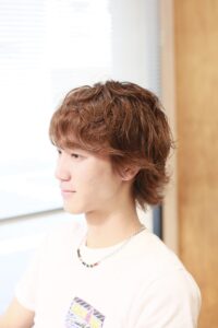 赤羽 美容室 メンズパーマ 波巻き ツイスパ 縦落ちパーマ フェザーパーマ リビーチヘアリゾート