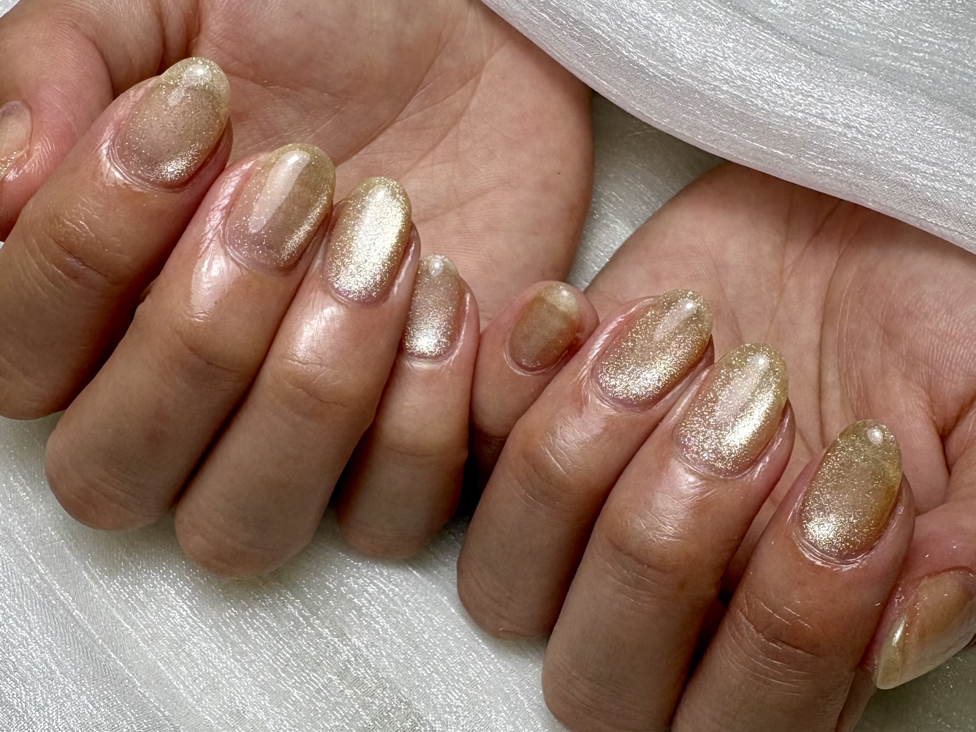 上品シャンパンゴールドネイル】 - リビーチヘアリゾート